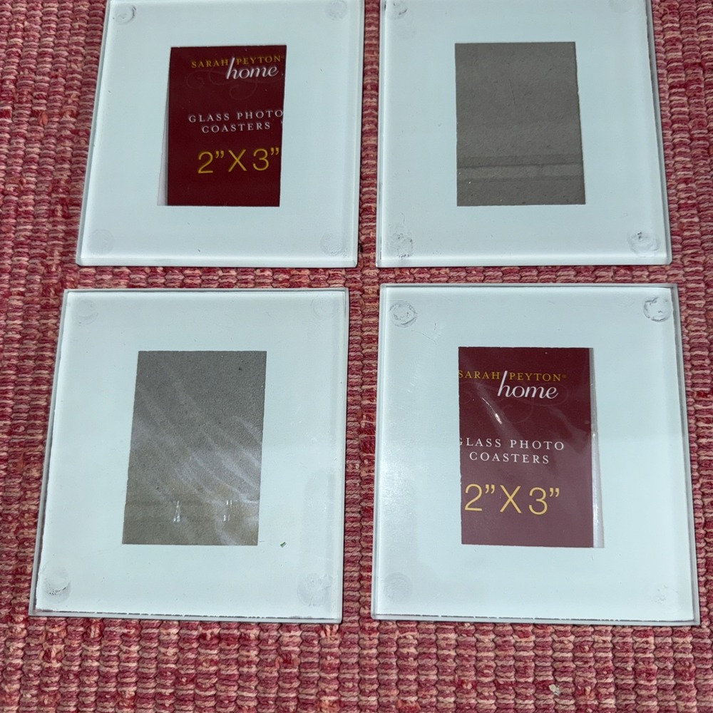 Sarah Peyton Home GLASS PHOTO COASTERS Set of 4 ~ 2" x 3" with Wood Holder‎